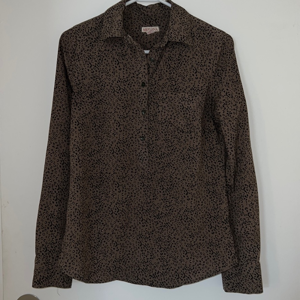 Small leopard print long sleeve work top size small with breast pocket